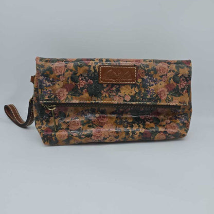 foldover wristlet