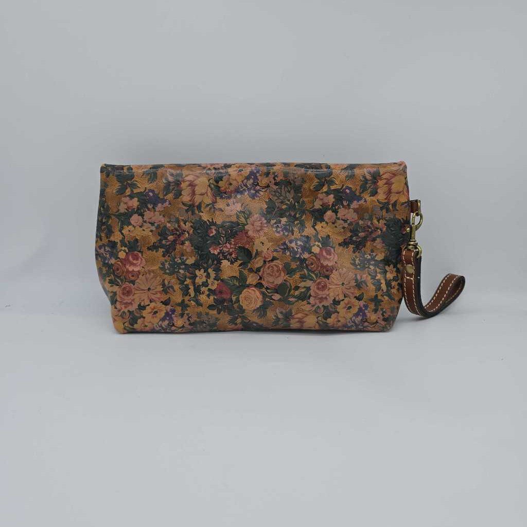 foldover wristlet