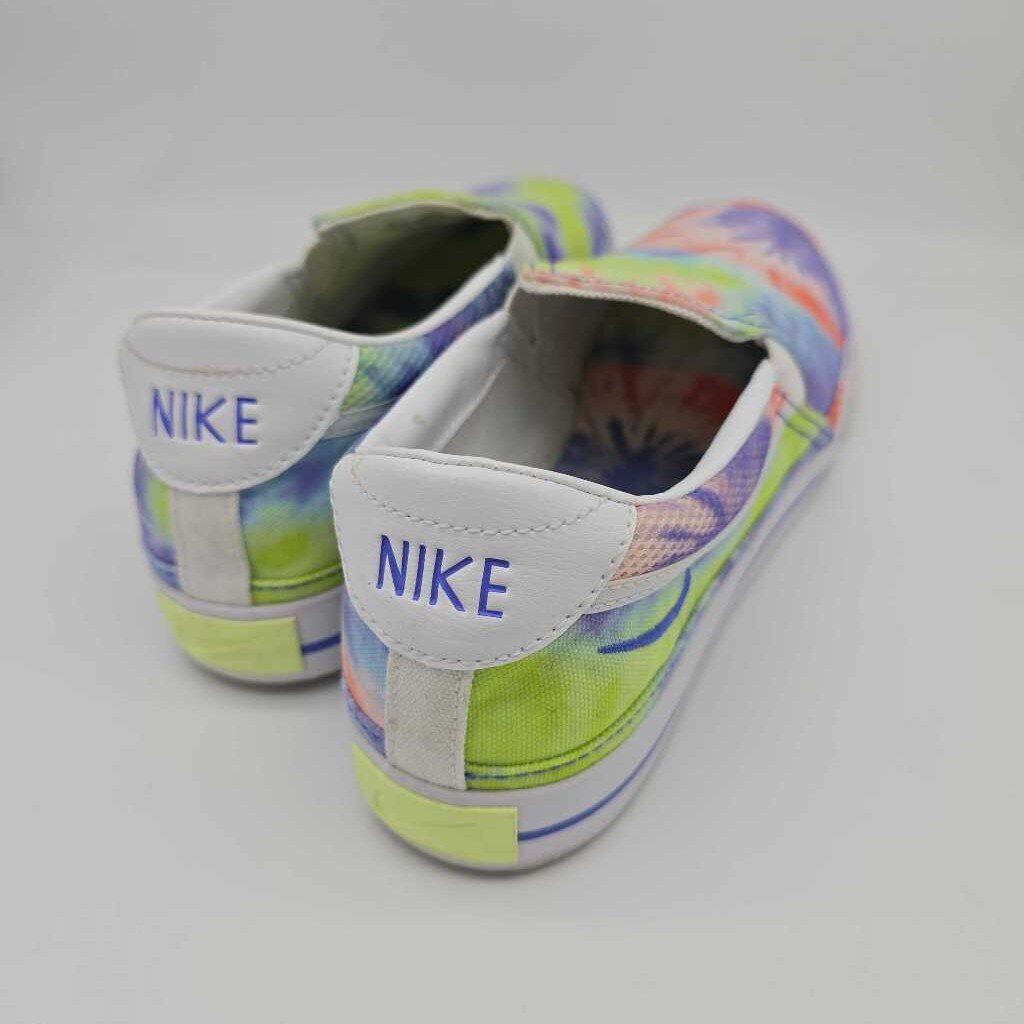 slip-on shoes