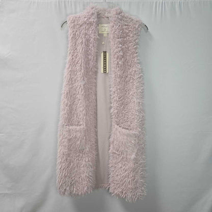 fuzzy vest - NWT