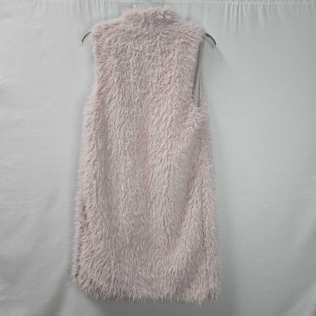 fuzzy vest - NWT