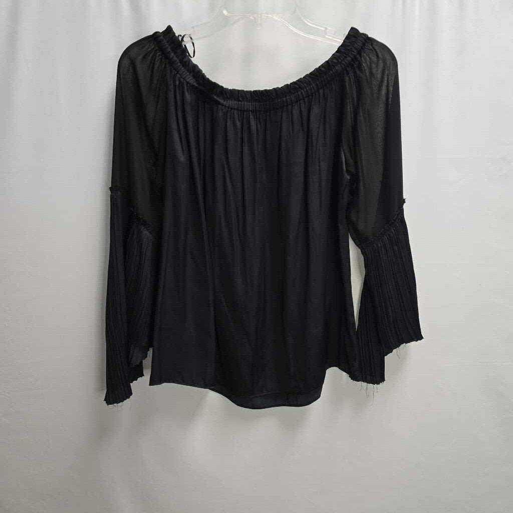 Pleated Sleeve Top