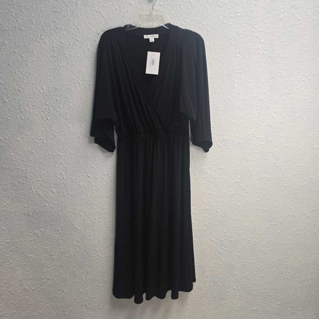 Champagne Nights Midi Dress-New w/ Tags