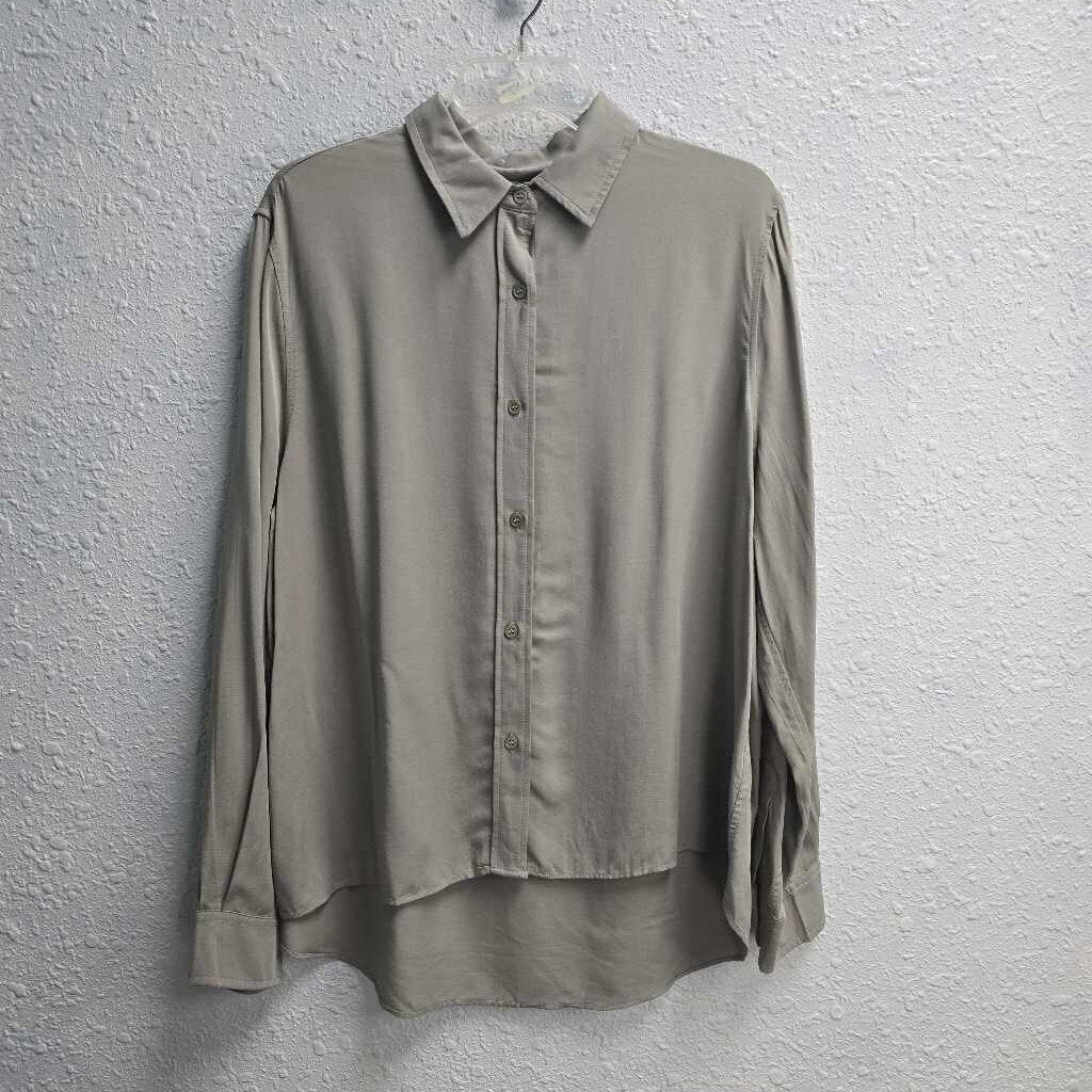 Button Down Top-New w/ Tags