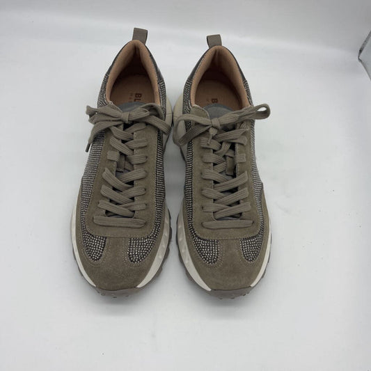 Lyandra Waterproof Sneakers